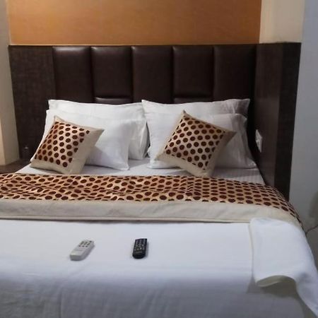 Hotel Stay House New Delhi Buitenkant foto