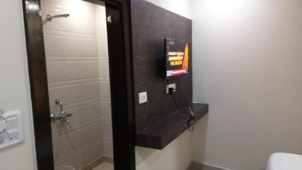 Hotel Stay House New Delhi Buitenkant foto